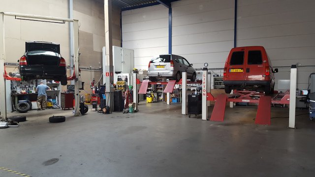 Service Garage Hoogvliet
