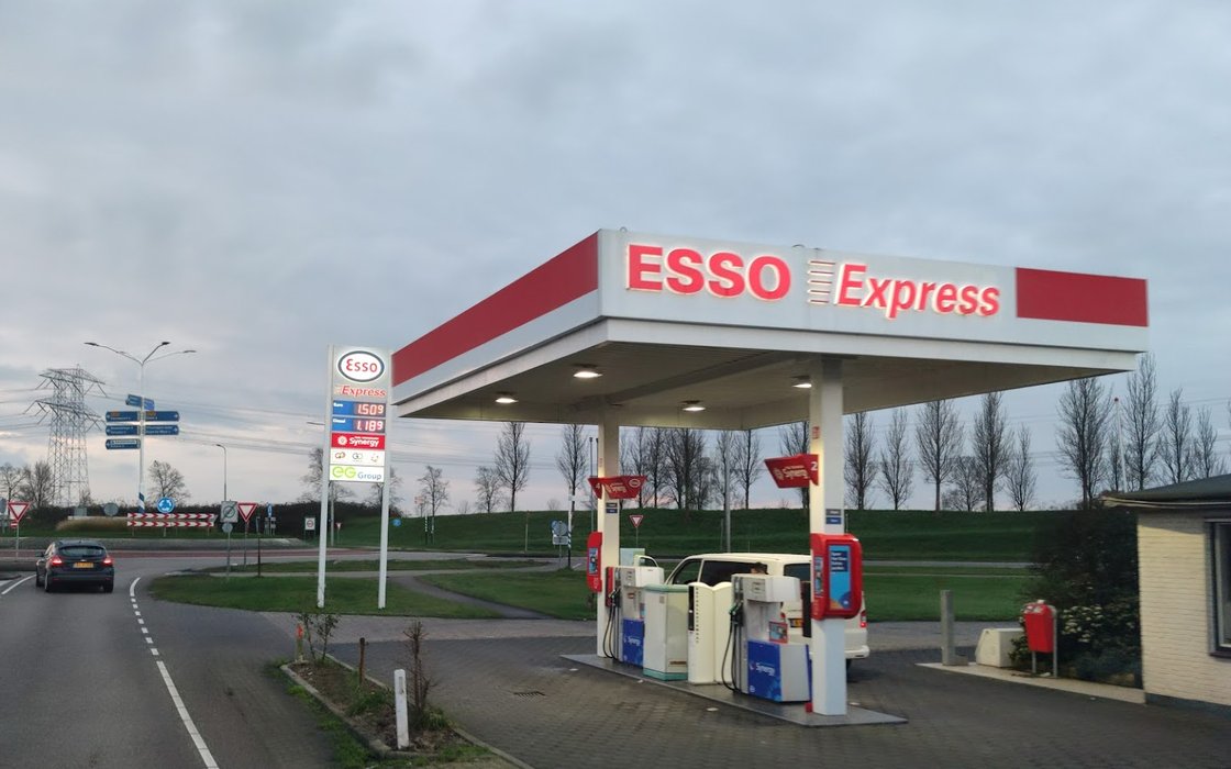Vervreemden Mysterie Ministerie Esso Express Kapelle - recensies, foto's, telefoonnummer en adres -  Voertuigservices in Zeeland - Nicelocal.co.nl